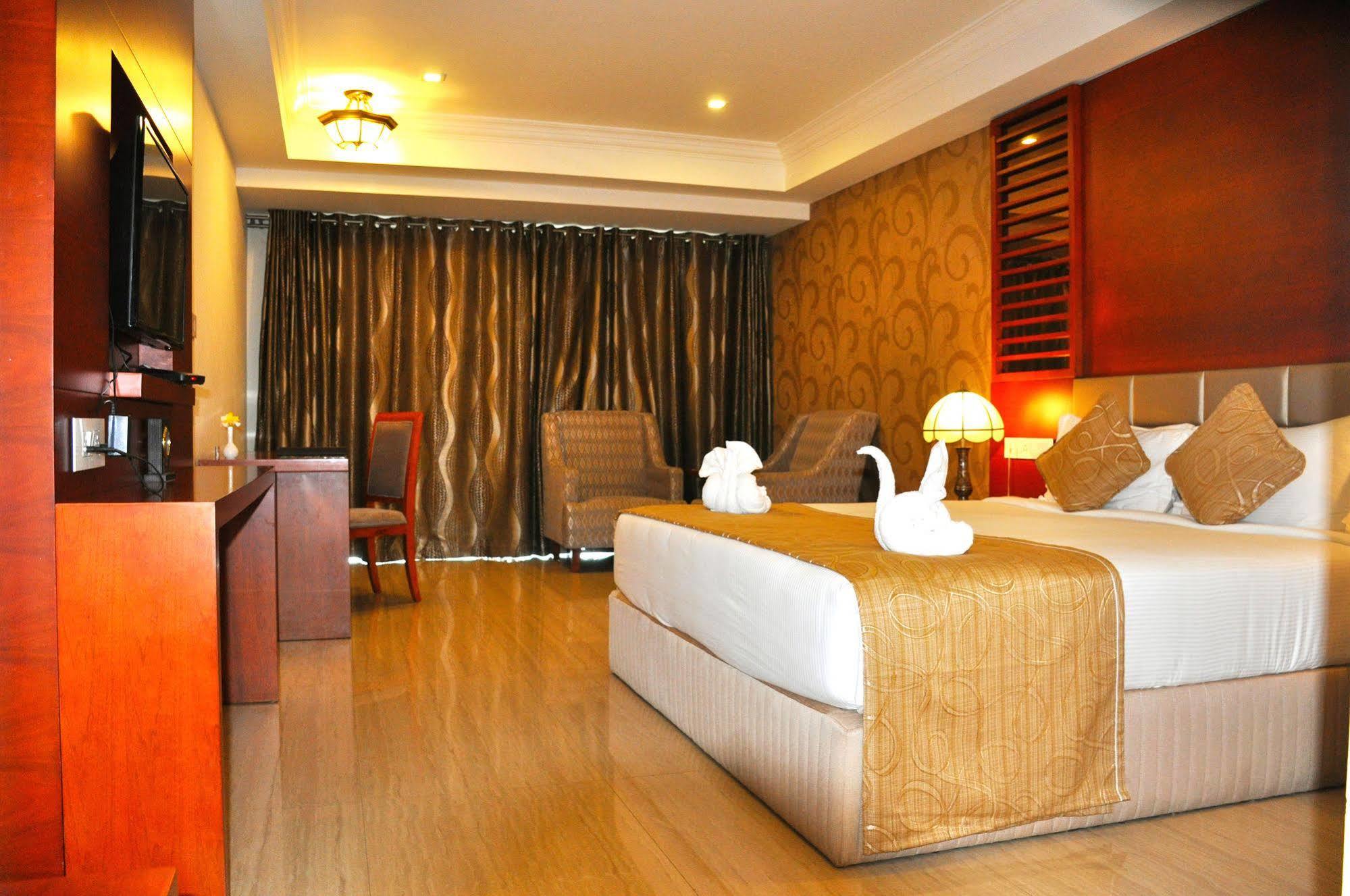 Lake Palace Trivandrum Vettutura Экстерьер фото