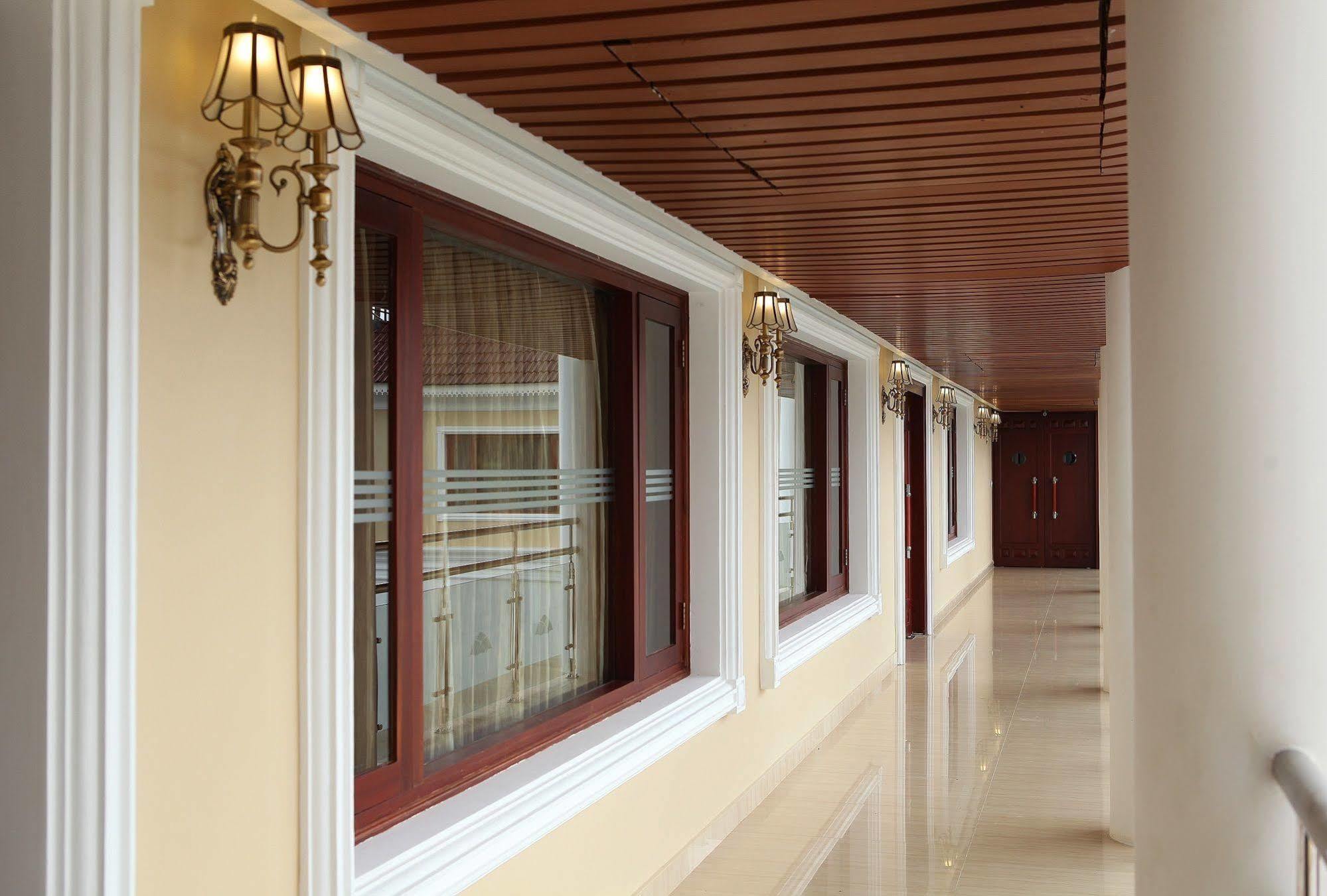 Lake Palace Trivandrum Vettutura Экстерьер фото